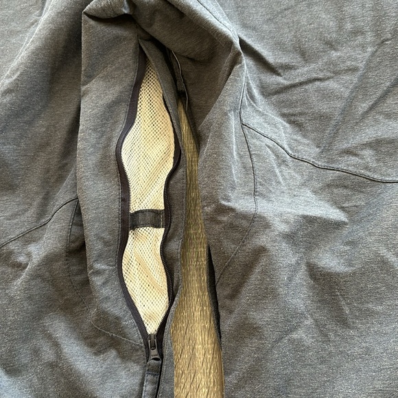 Oakley snowboard pants - Picture 6 of 8